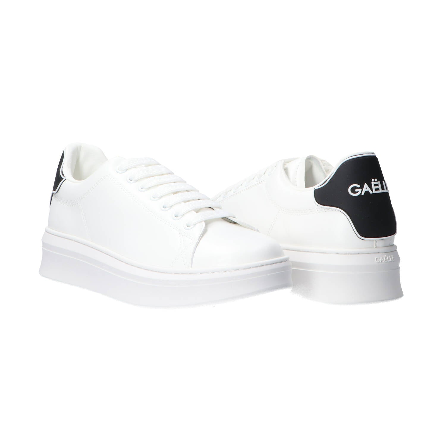 Sneakers Ecopelle rubber patch linea GACA Bianco/nero_33404.jpg