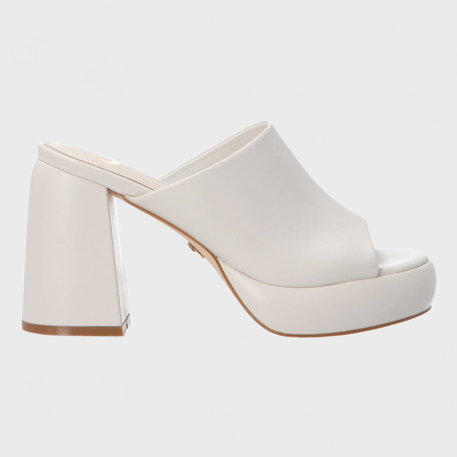 Sandali GU241 sabot tacco largo Off white_51937.jpg